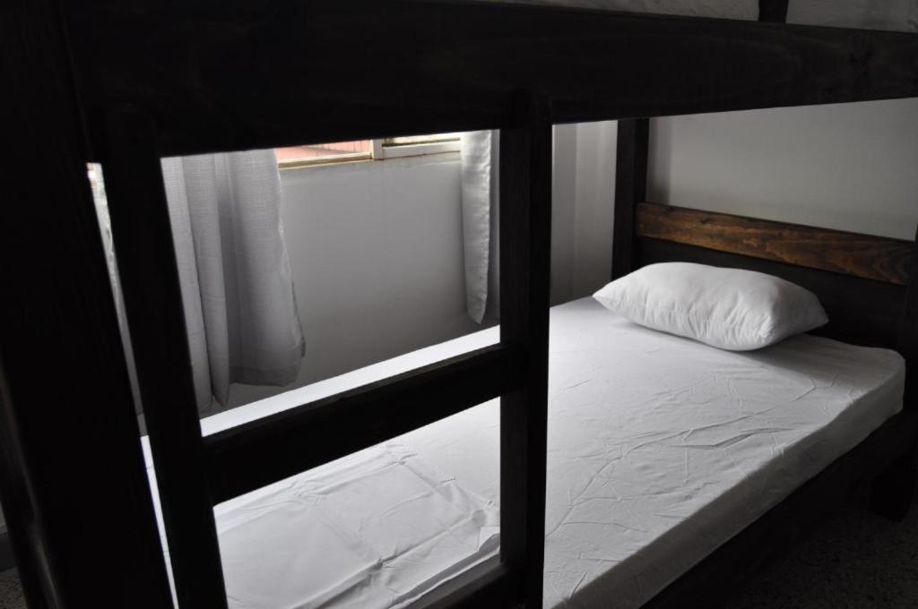 La Clave Hostel Cali Bagian luar foto