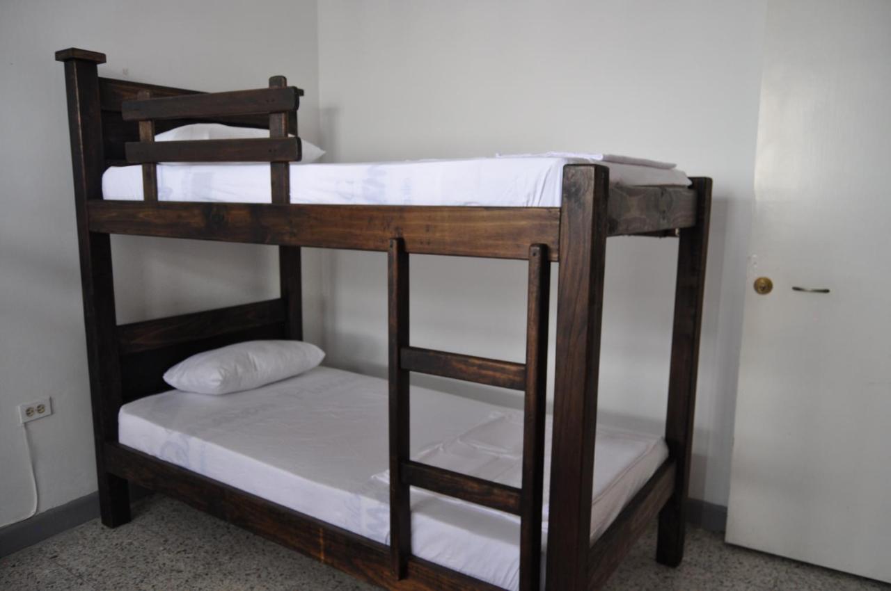 La Clave Hostel Cali Bagian luar foto